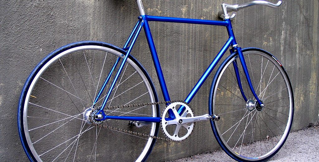 Fixed gear freestyle